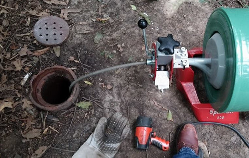 Professional Main Sewer Line Cleaning